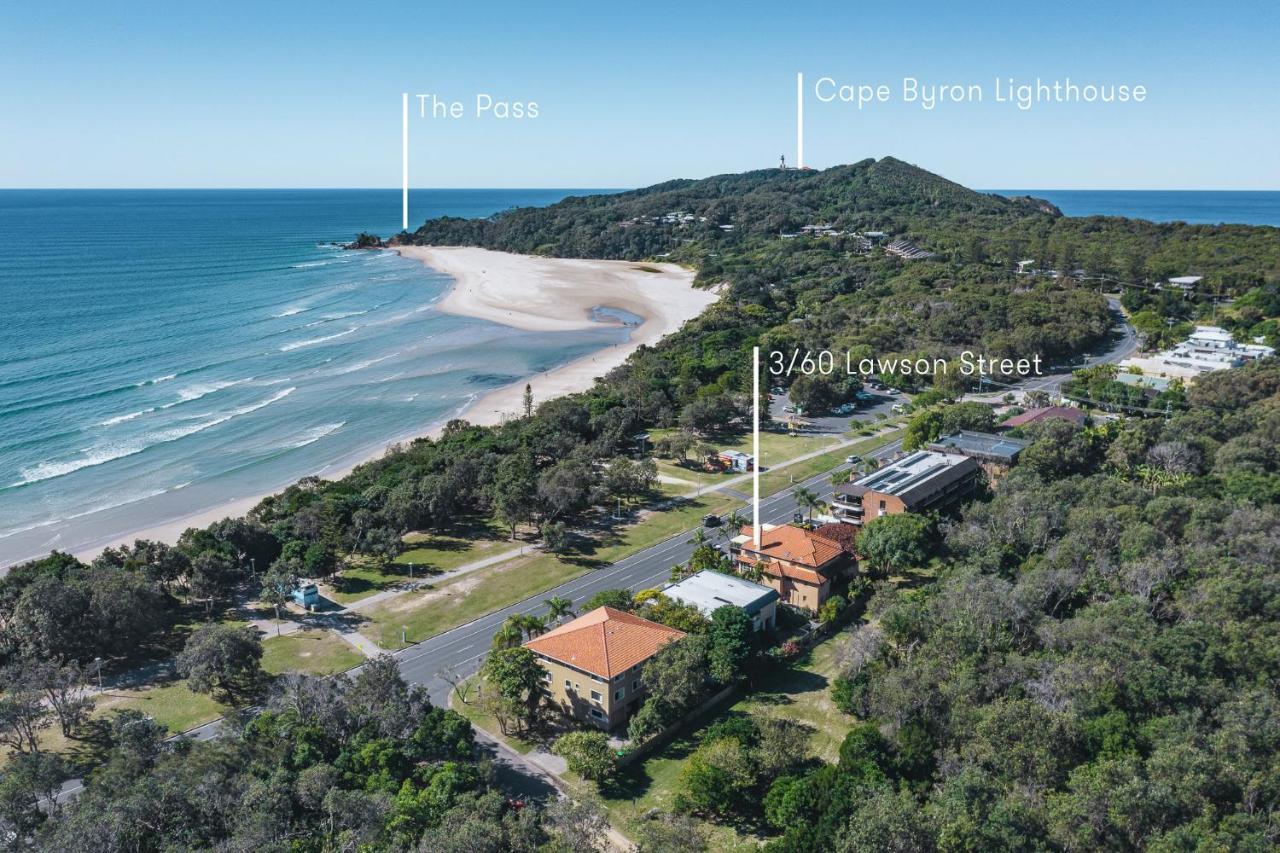 Sea Breeze On Main Beach Byron Bay Exterior photo