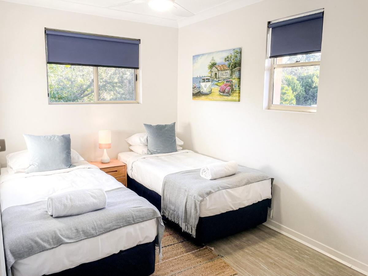 Sea Breeze On Main Beach Byron Bay Exterior photo