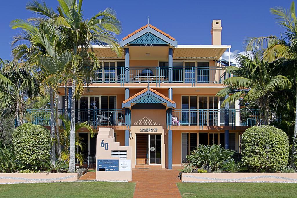 Sea Breeze On Main Beach Byron Bay Exterior photo